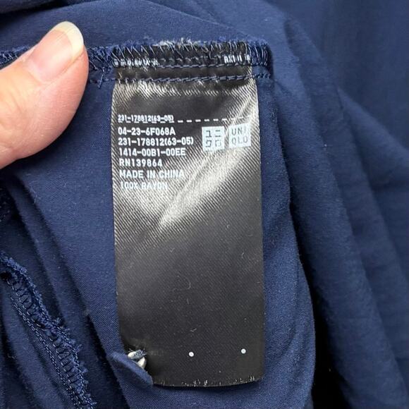 UniQlo Shift Dress, Navy Blue, Gusseted Elbow, One Button Closure, Size M - Picture 5 of 6